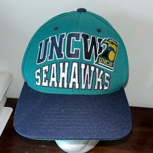 Vintage wool Adidas trefoil retro UNCW Wilmington Seahawks SnapBack baseball cap